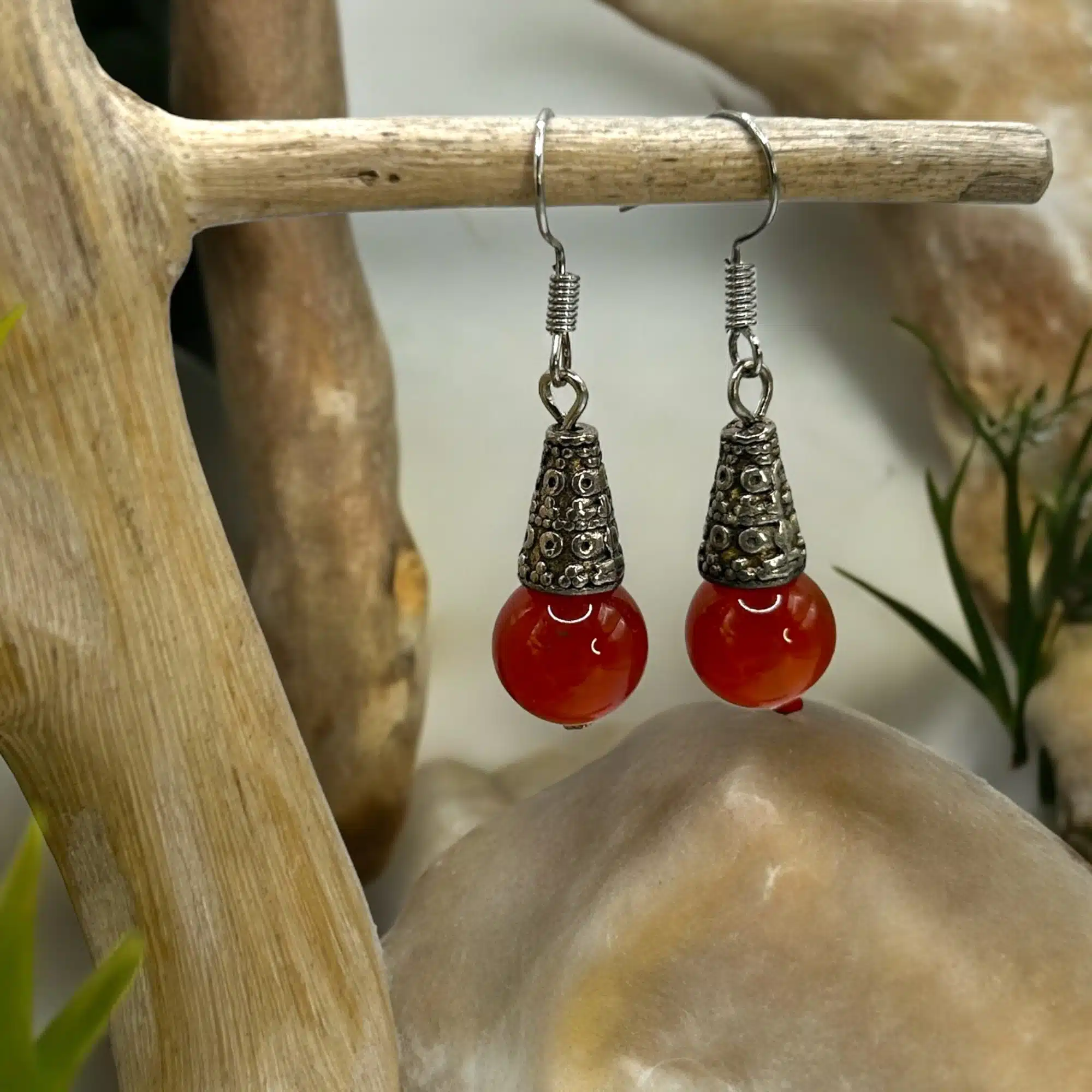 Boucles d'Oreilles Tibétaines - Agate Rouge – Image 4
