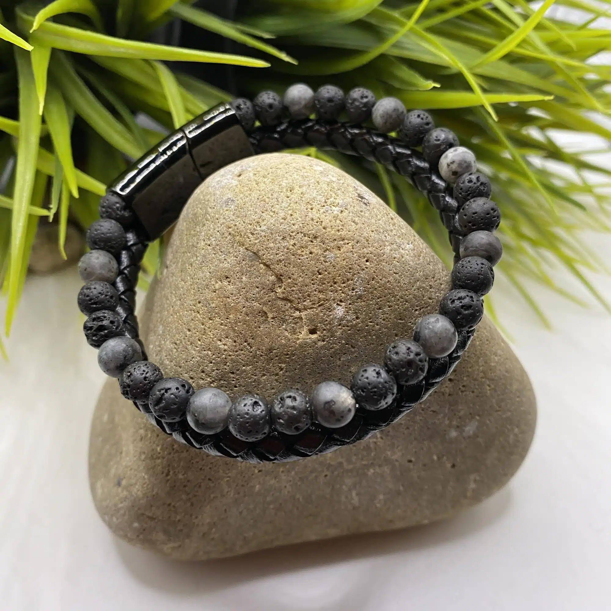 Bracelet Cuir et Pierres de Protection - Pierre de Lave – Image 2