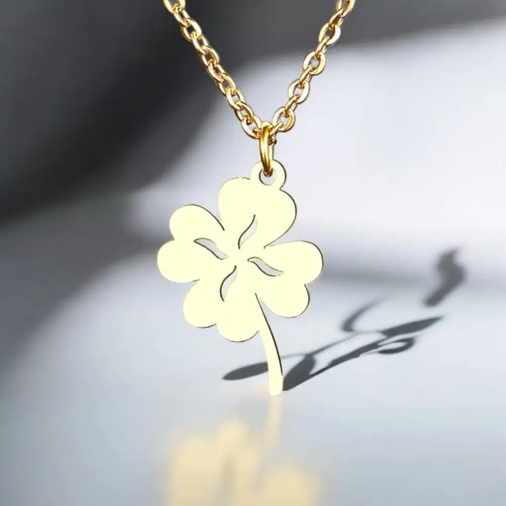 Collier Pendentif Acier Trèfle à 4 Feuilles - Doré