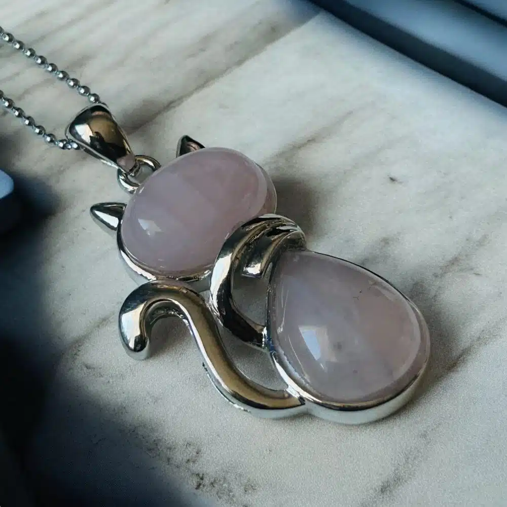Collier Pendentif Chat Précieux - Quartz Rose