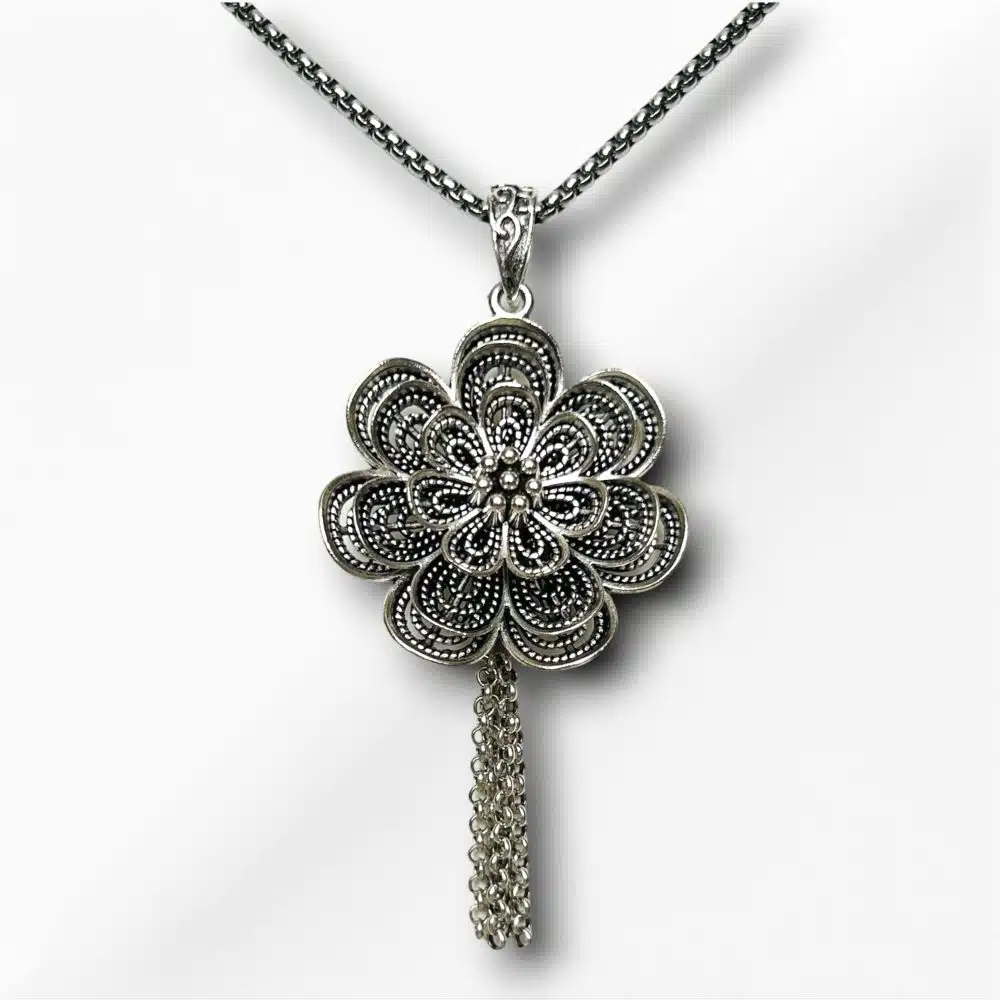 Collier Sautoir Lotus Tibétain Vintage