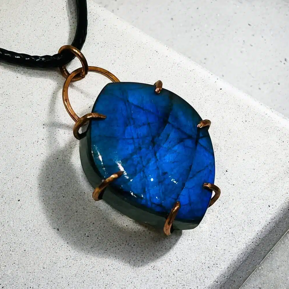 Collier Pendentif Labradorite - Abysses Célestes