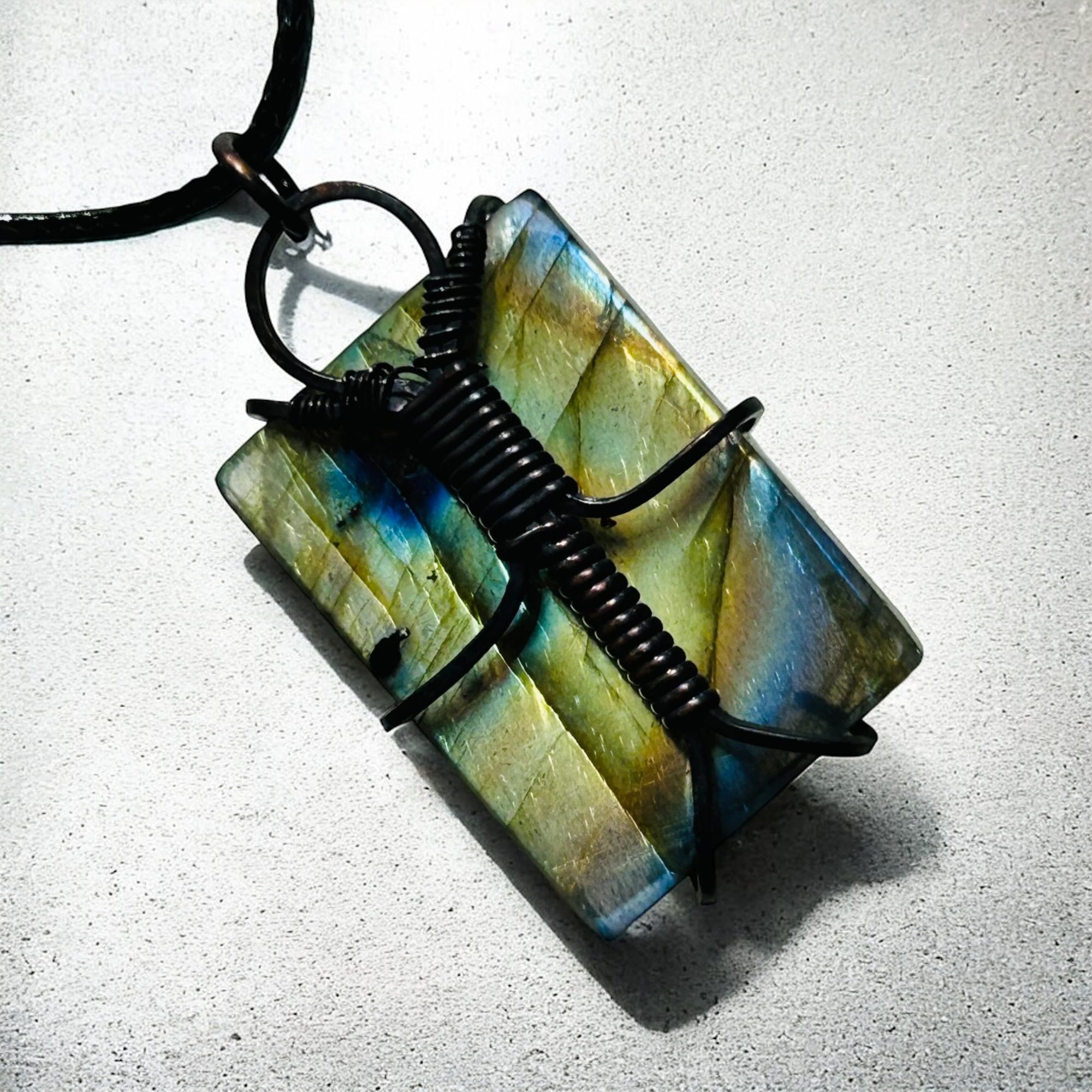 Collier Pendentif Labradorite - Souffle Divin – Image 4
