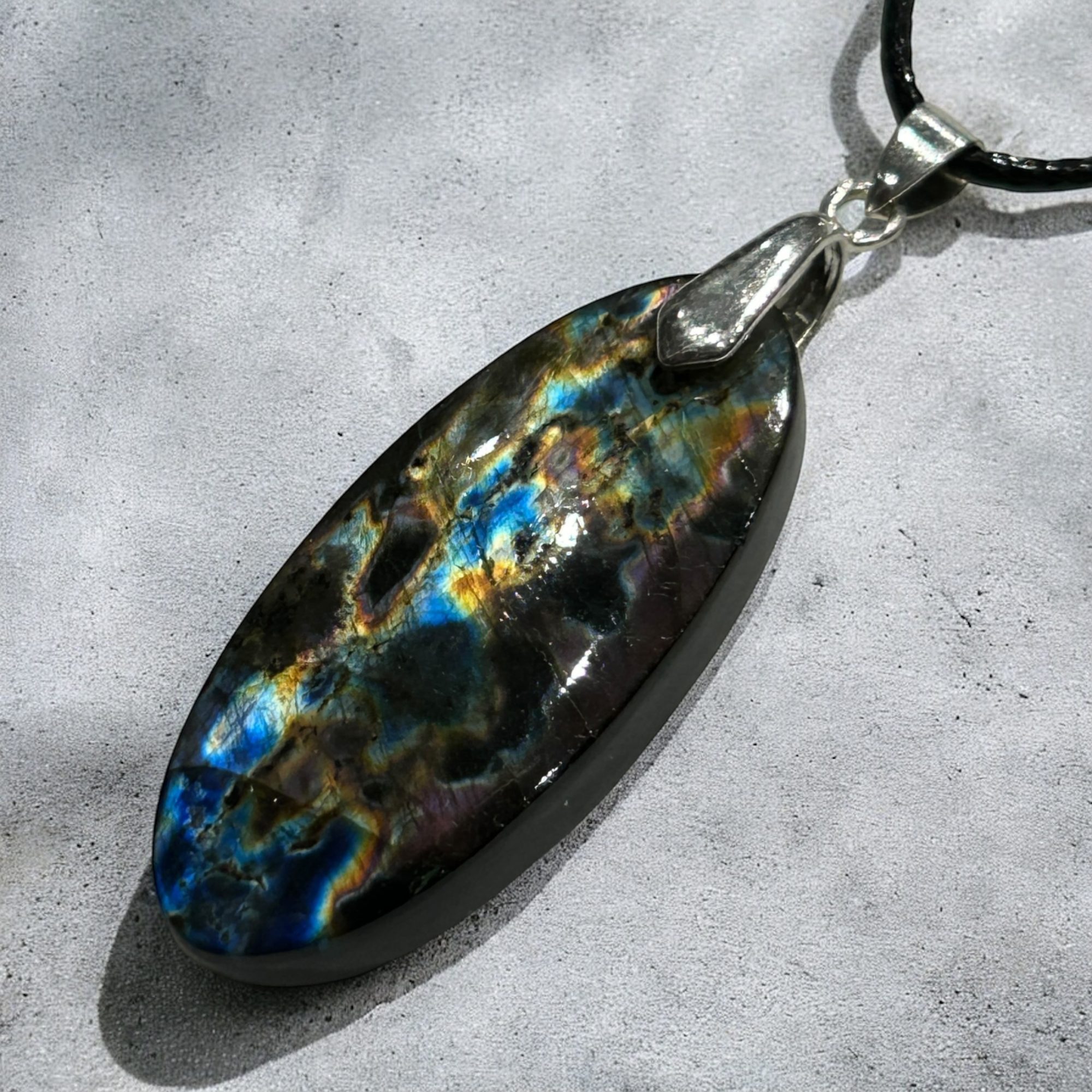 Collier Pendentif Labradorite - Harmonie Mystique – Image 3