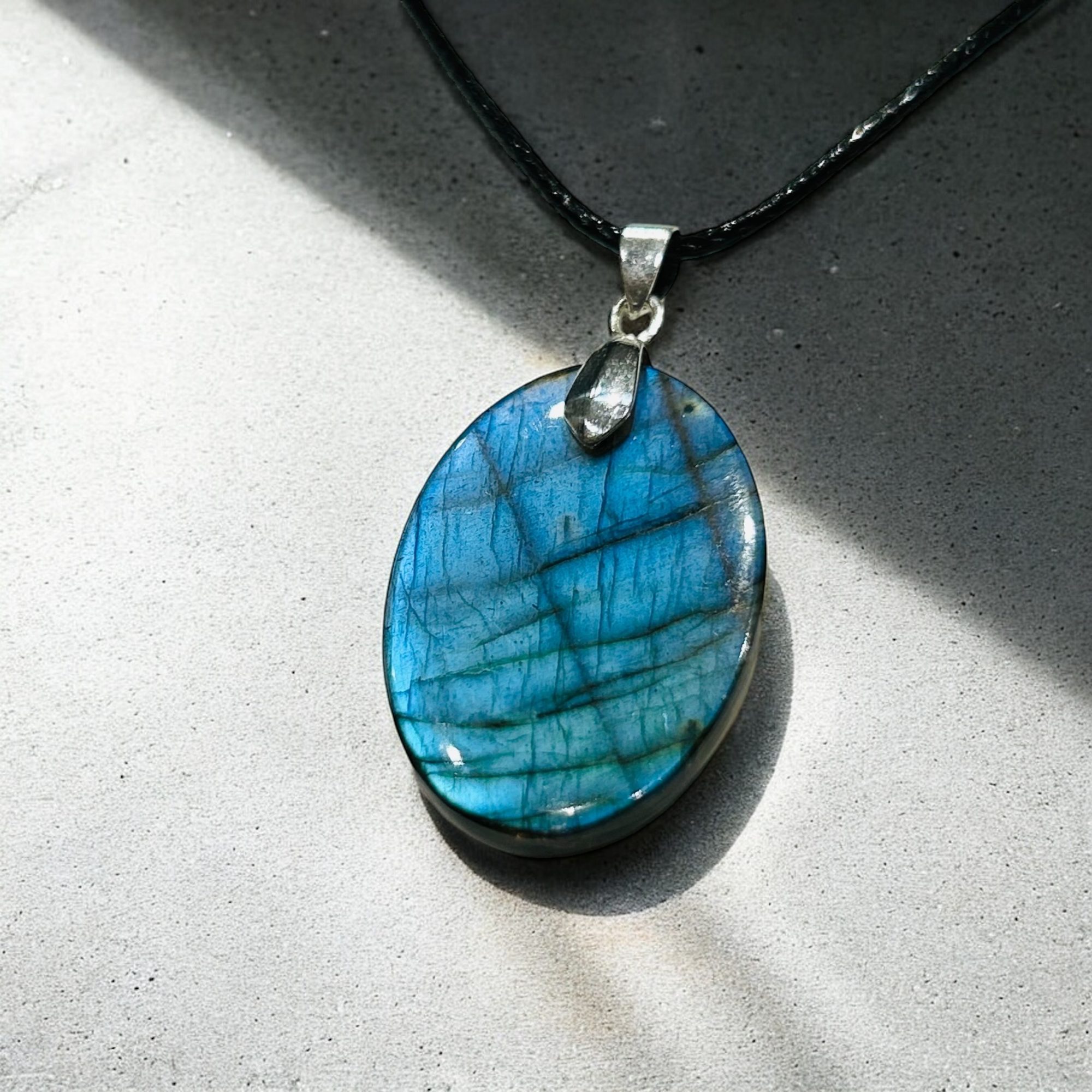 Collier Pendentif Labradorite - Eclat du Lagon – Image 3