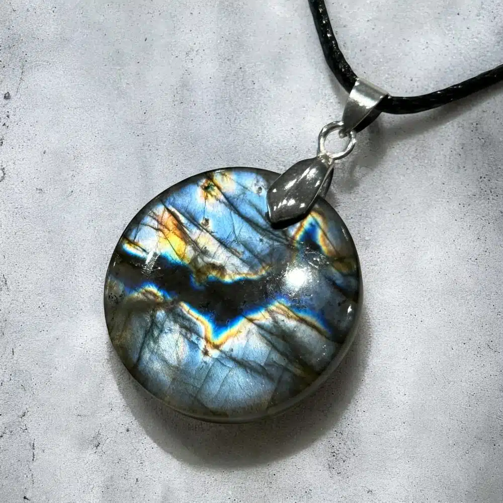 Collier Pendentif Labradorite - Aura Protectrice