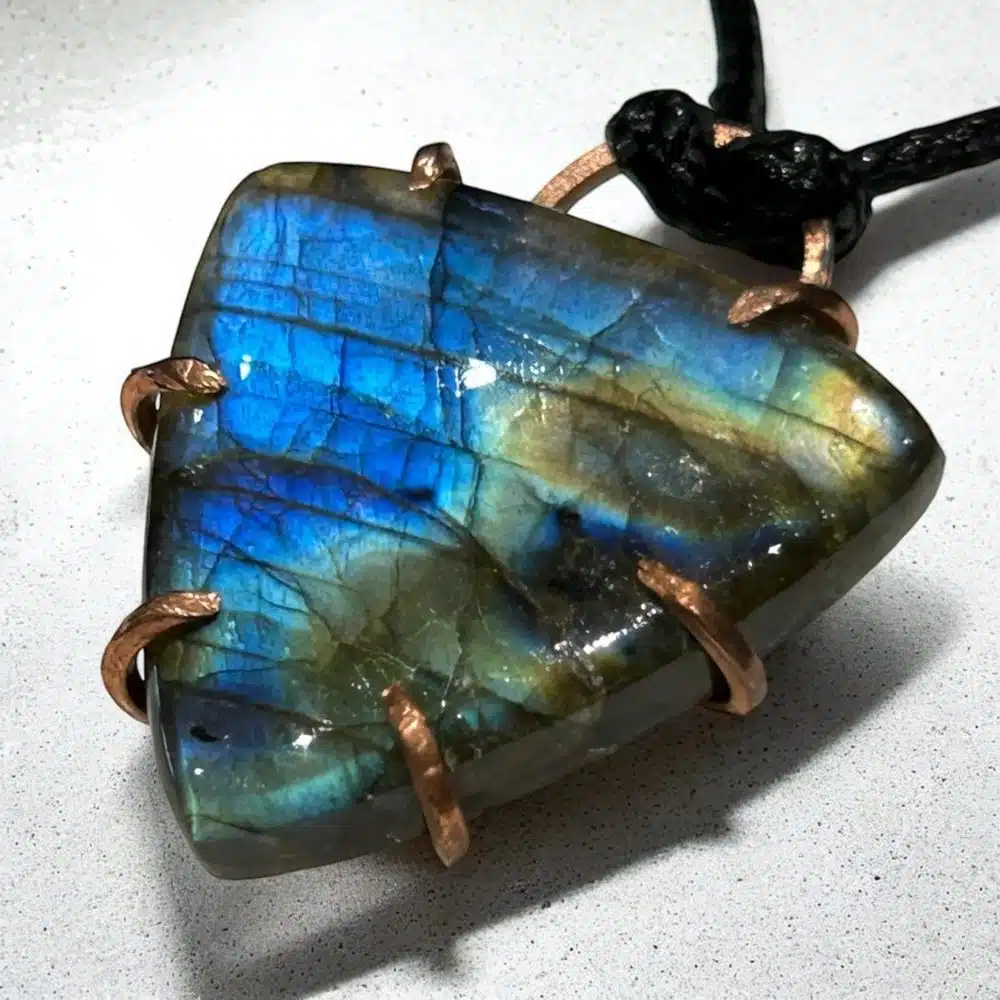 Collier Pendentif Labradorite - Mélodie du Lagon