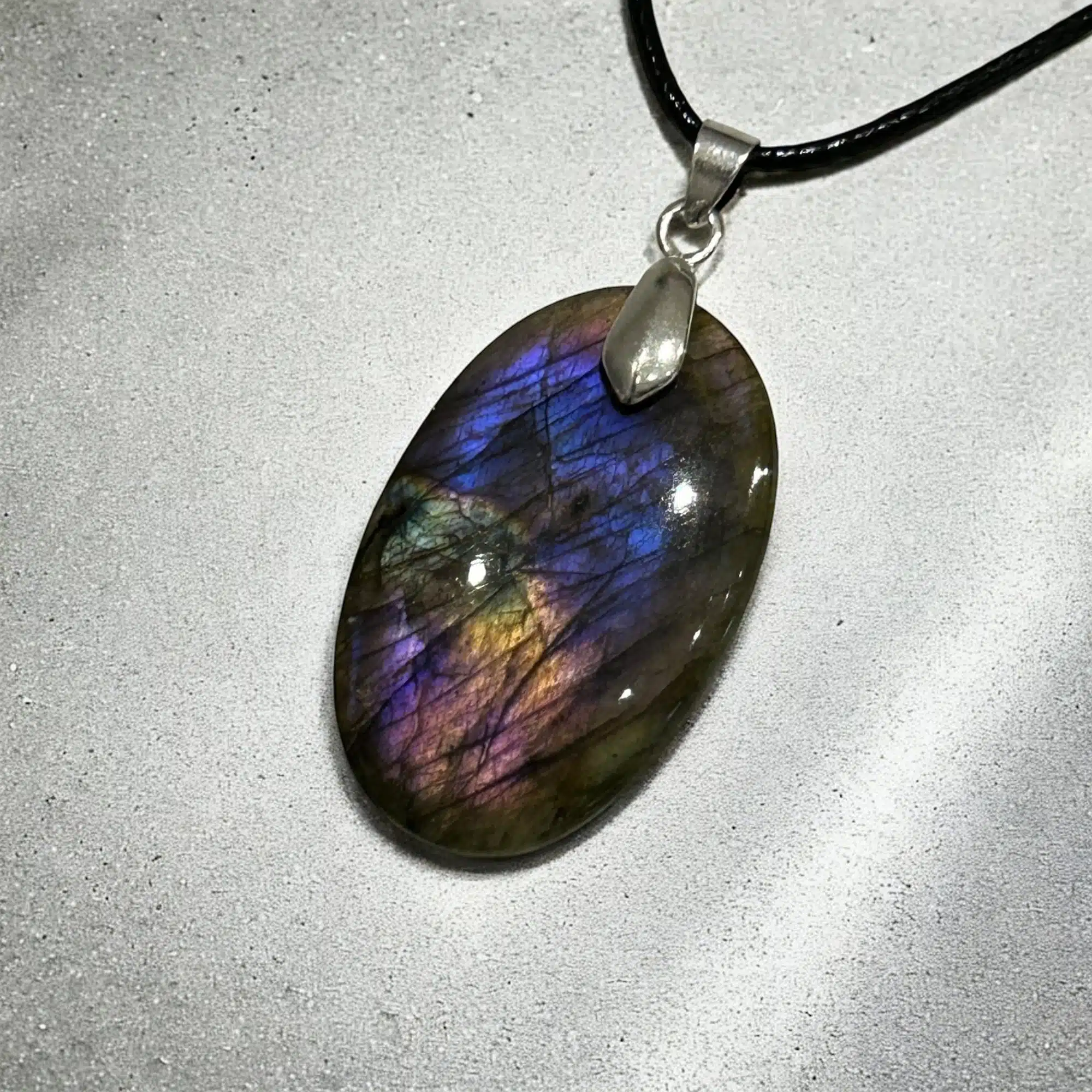 Collier Pendentif Labradorite - Aube Protectrice – Image 2