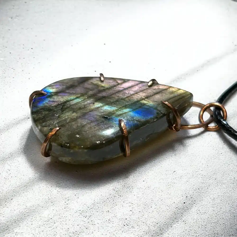 Collier Pendentif Labradorite - Reflet Cosmique