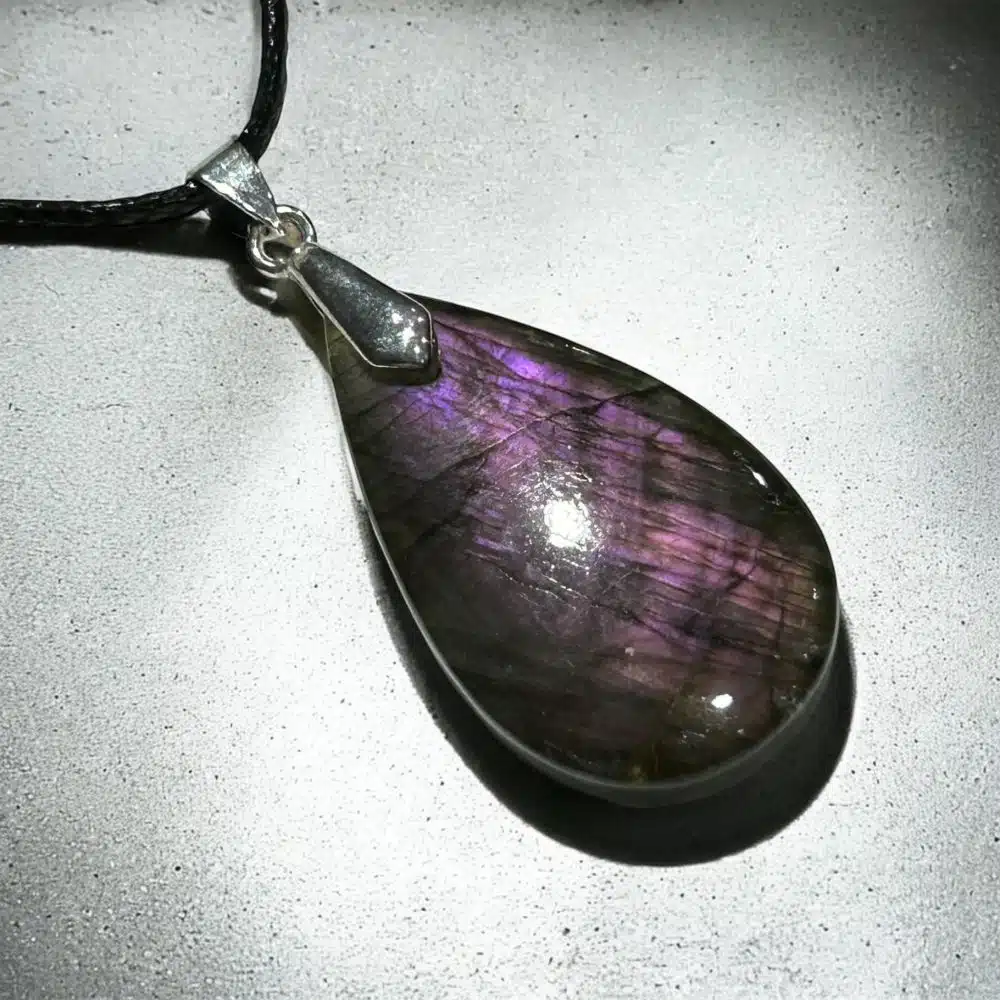 Collier Pendentif Labradorite - Harmonie Protectrice