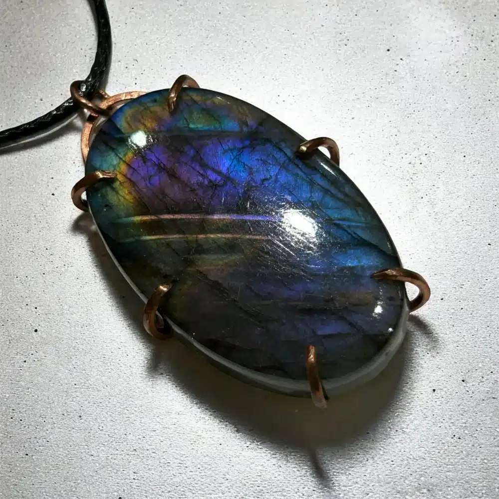 Collier Pendentif Labradorite - Voile des Mystères