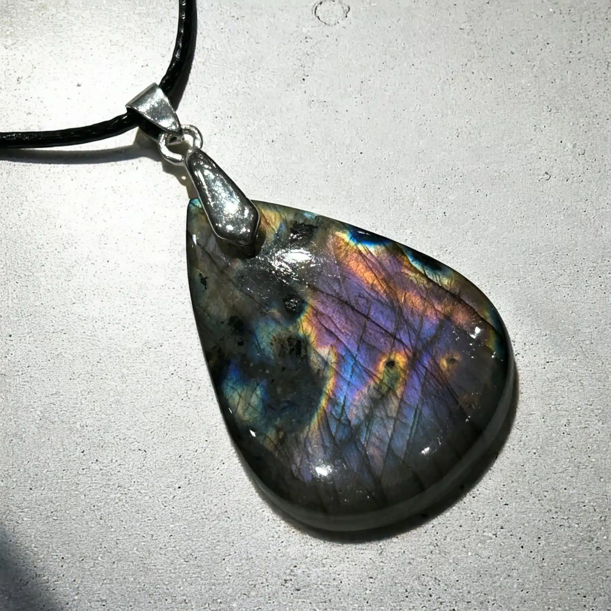 Collier Pendentif Labradorite - Reflet des Fées